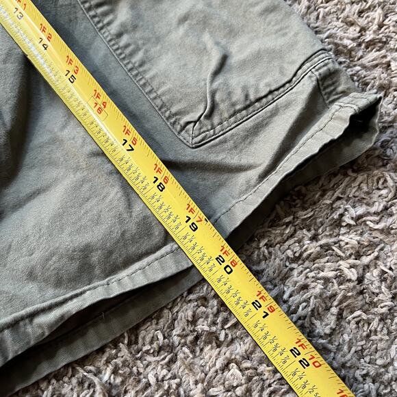 Timberland Cargo Shorts Mens Green Pockets Cotton Blend Board Sz.XL - Picture 2 of 8